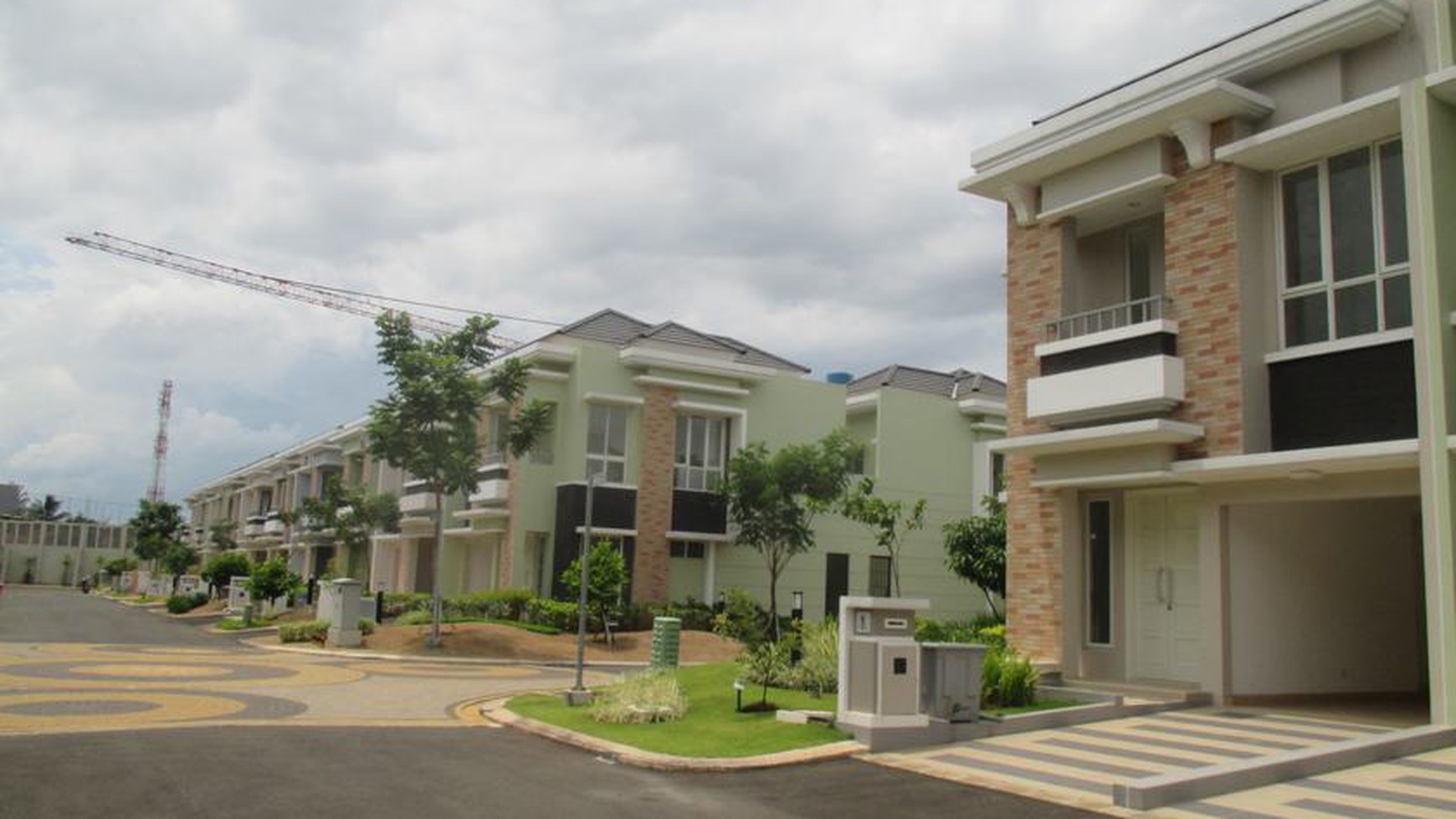Dijual rumah TURUN HARGA !!! Siapa cepat Anda dapat. Edison Timur Gading Serpong