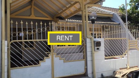 Disewakan / Sewa rumah di Nginden Intan Timur