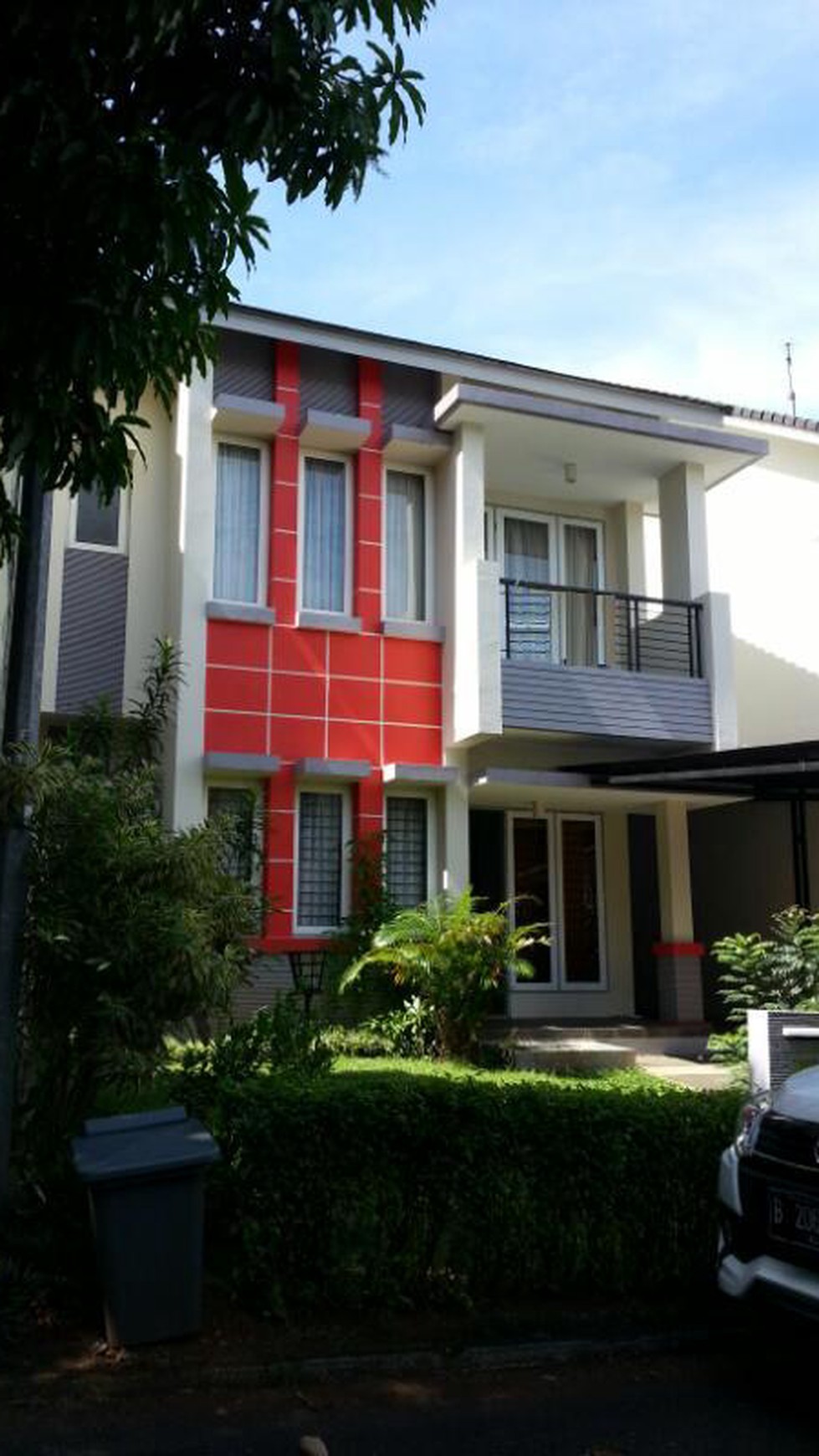 Rumah full furnished di The Green