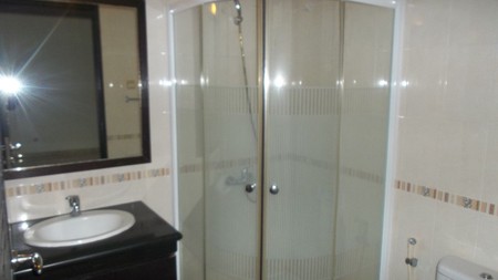 beautiful house in the prime area of Lebak Bulus