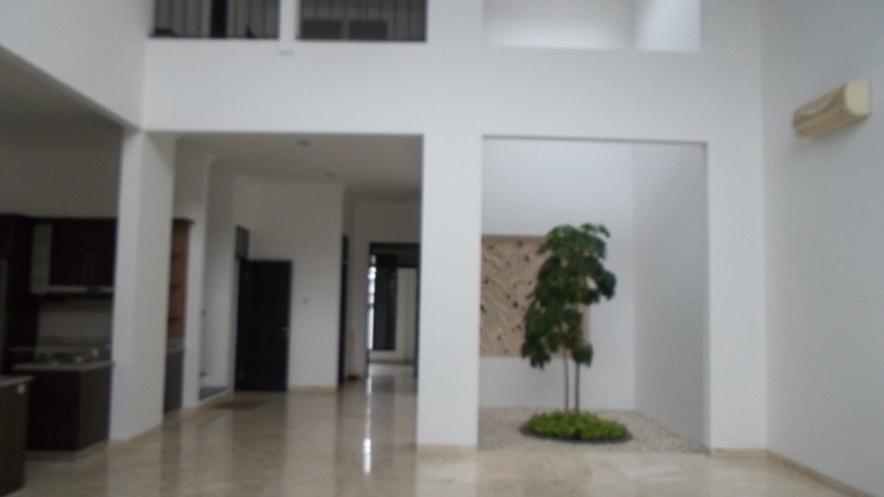 beautiful house in the prime area of Lebak Bulus