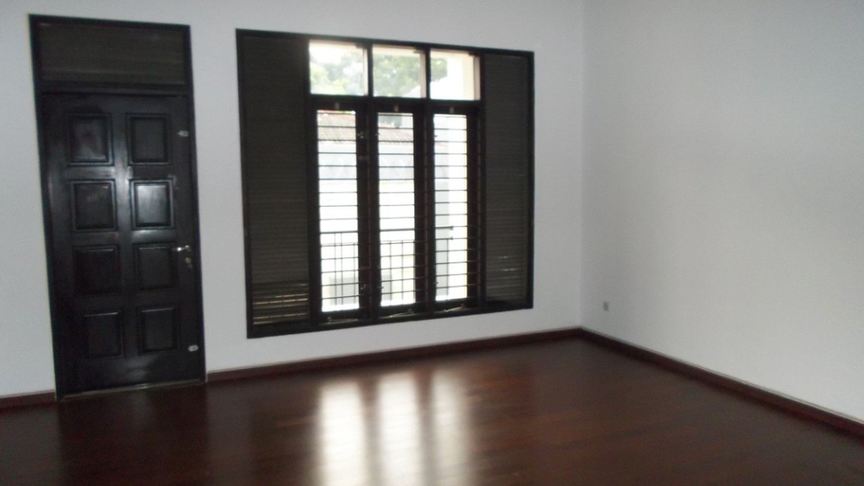 beautiful house in the prime area of Lebak Bulus