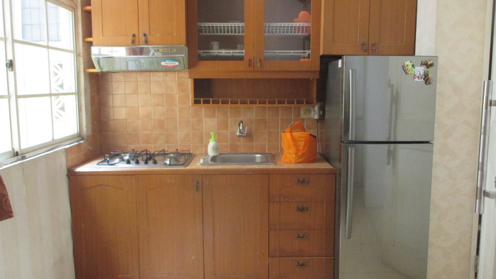 Dijual Townhouse Taman Paris di Lantai 2&3 - Lippo Karawaci