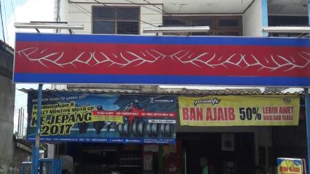 Ruko atau ruang usaha pinggir jalan WR Supratman Pondok Ranji