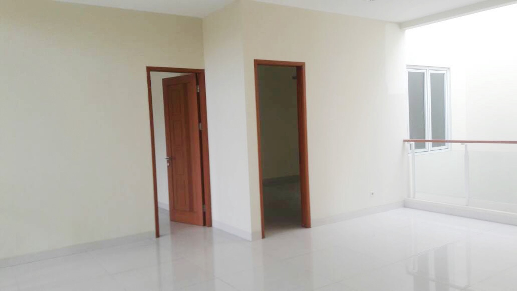 Dijual Rumah Bagus Di Cluster Puspita Loka, BSD