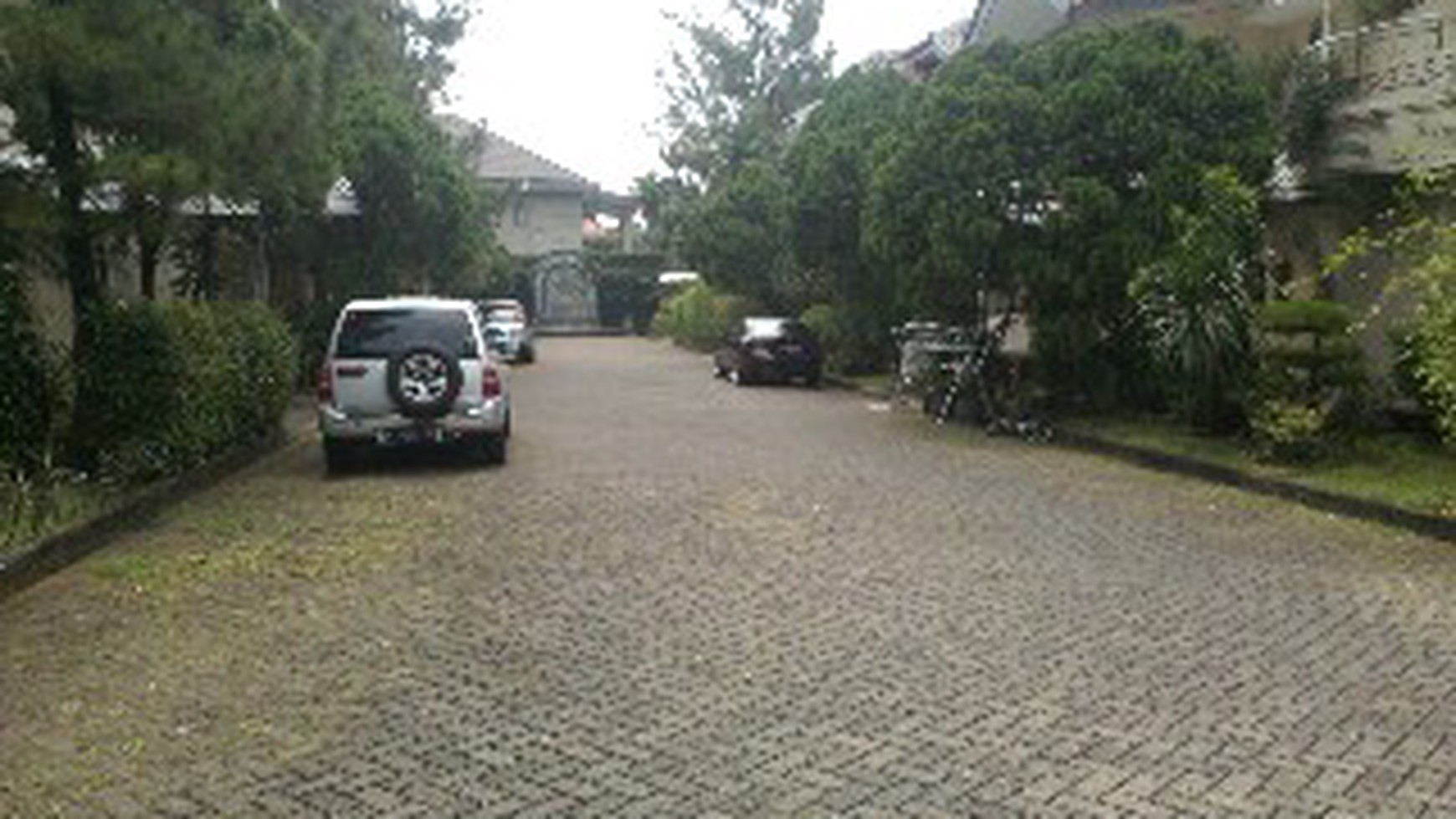 Townhouse with green area