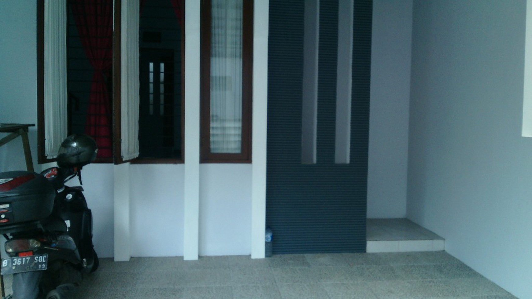 Cozy House At Tebet, is ready to rent