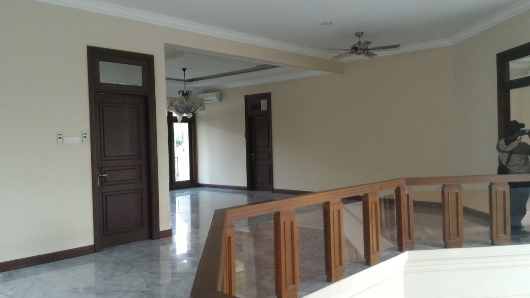 beautiful house in the prime area of Kebayoran