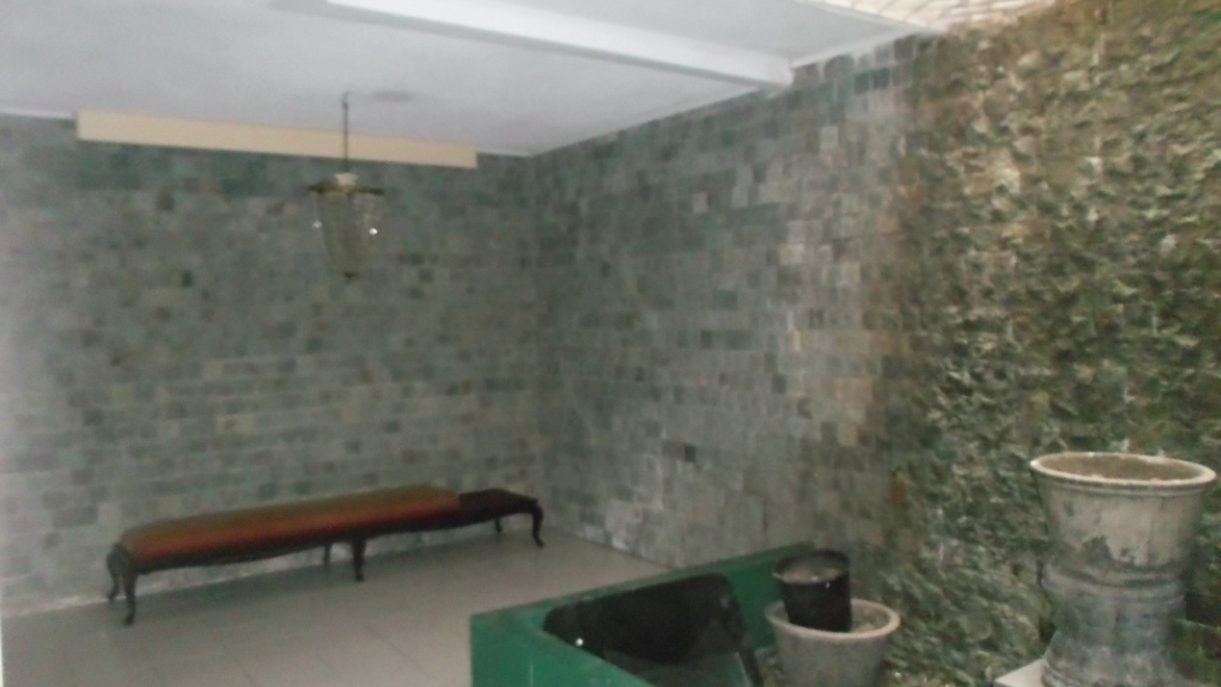 beautiful house in the prime area of Kebayoran