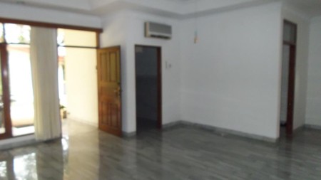 beautiful house in the prime area of Kebayoran