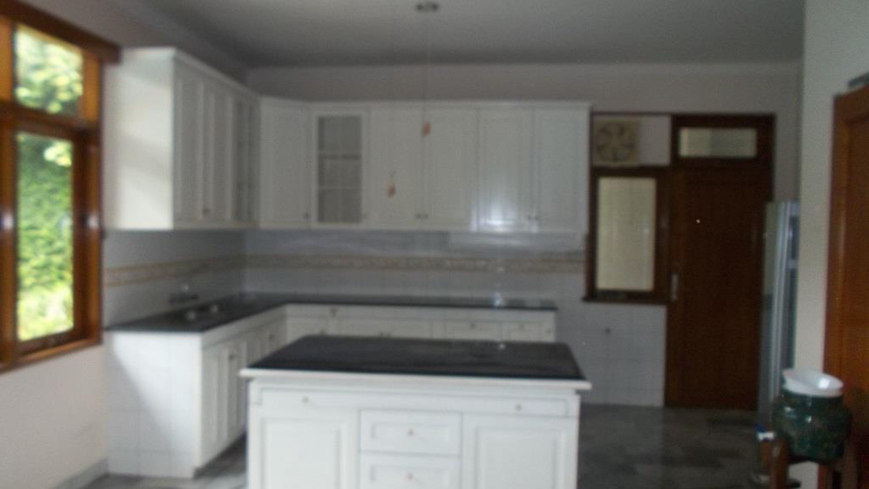 beautiful house in the prime area of Kebayoran