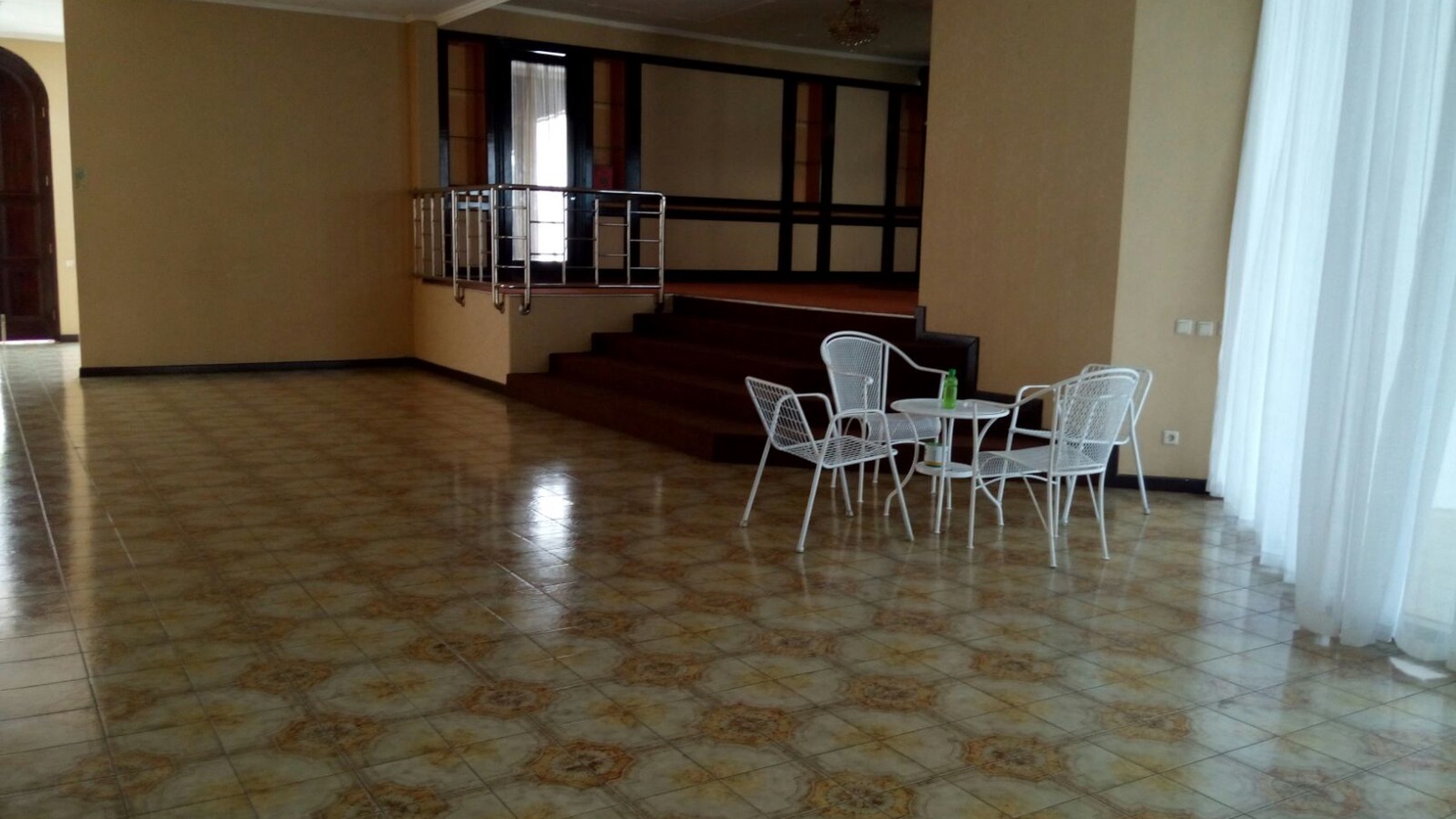 beautiful house in the prime area of Kebayoran