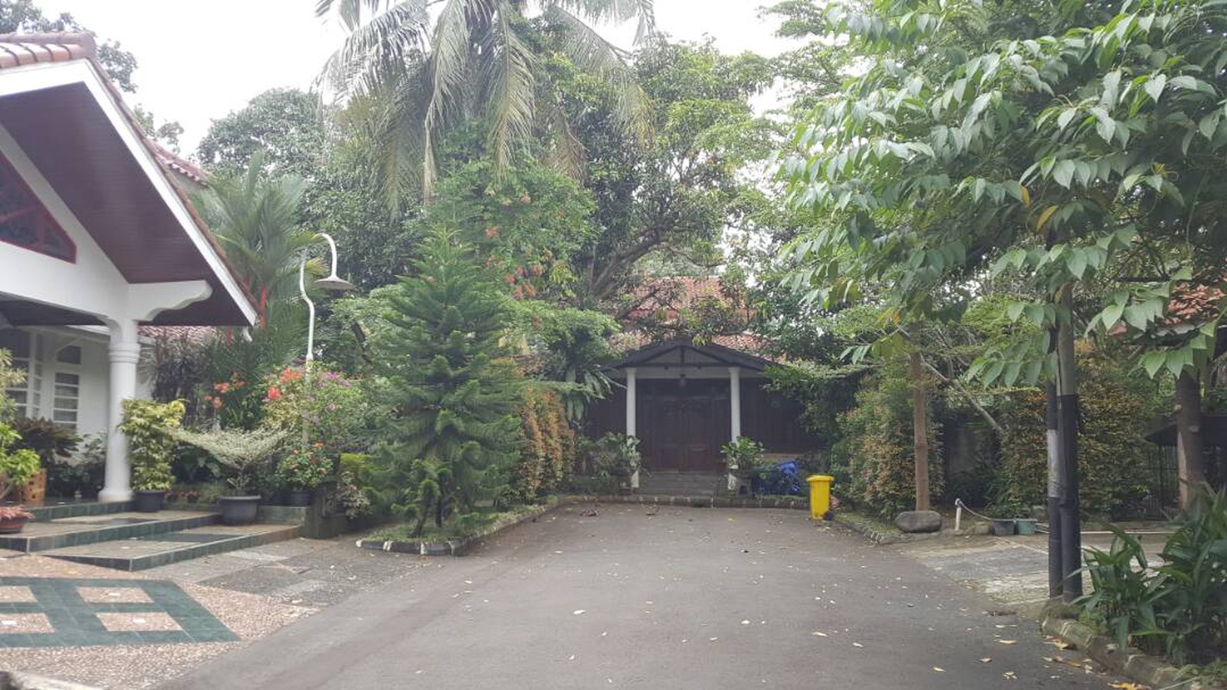 HOT SALE!!! Rumah Nyaman, Lokasi Strategis dan Siap Huni di River Park, Bintaro