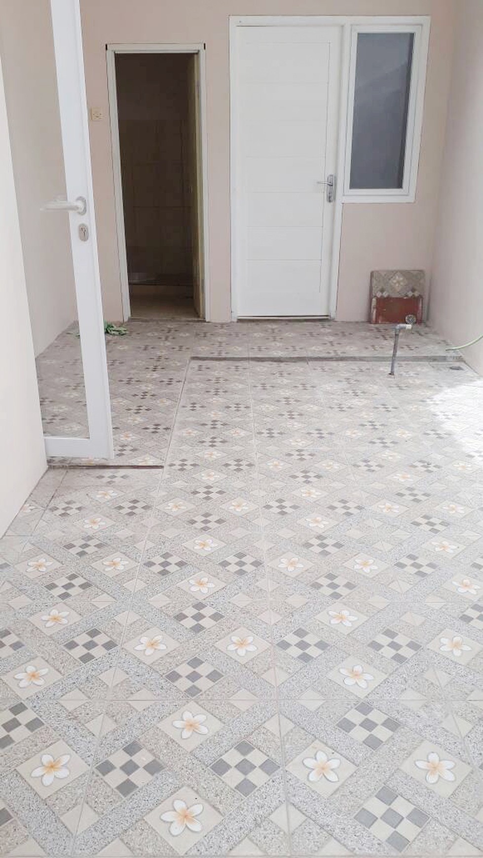 Rumah Dijual, nyaman, aman, akses lokasi mudah, siap Huni @Graha Raya, Bintaro