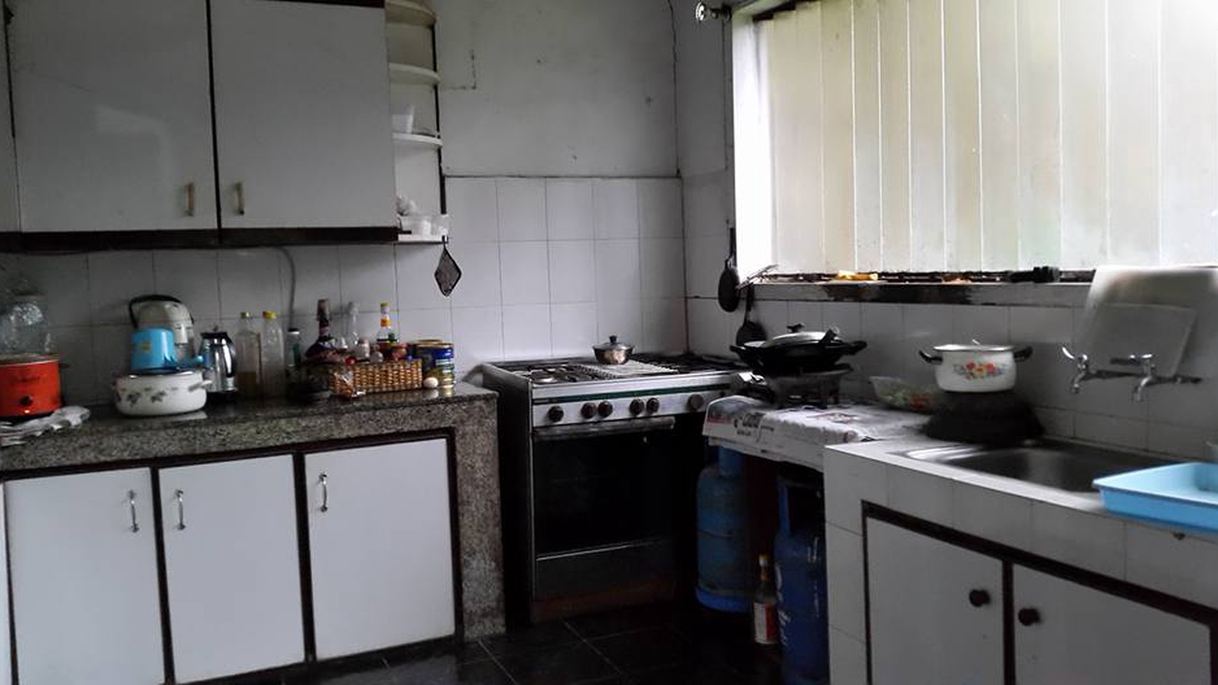 Rumah di Kompleks Elite Budisari, Sayap Setiabudhi harga Menarik