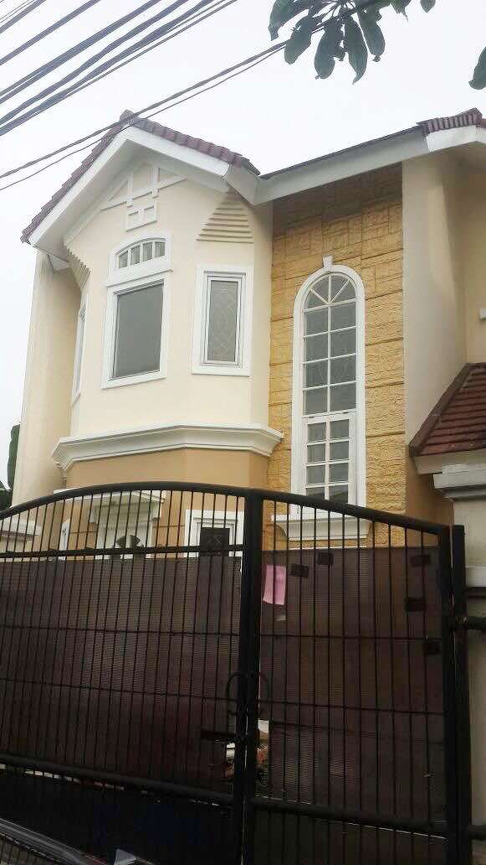 Rumah siap huni di Griya Loka