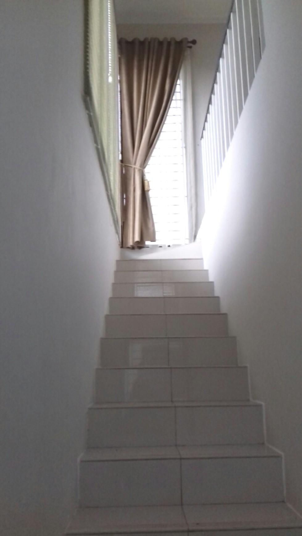 Rumah Keren Dalam Cluster di Bintaro Jaya sektor 9
