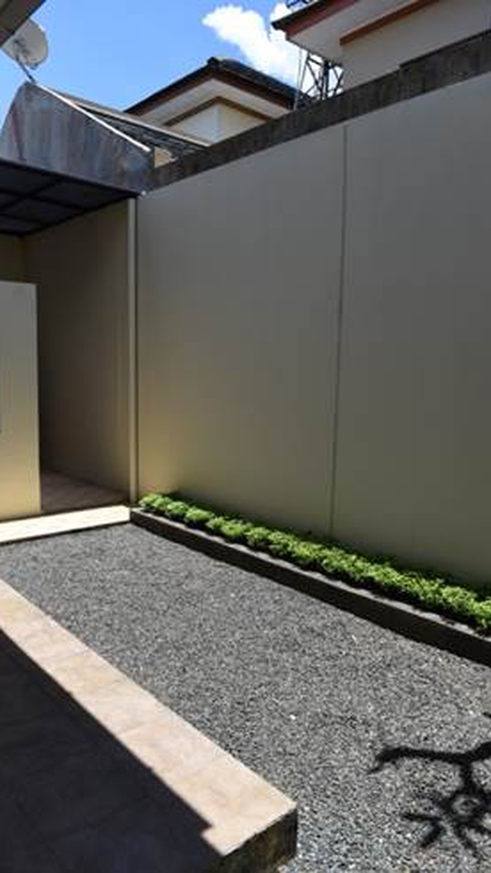 Rumah cantik siap huni di Vermont Park Land