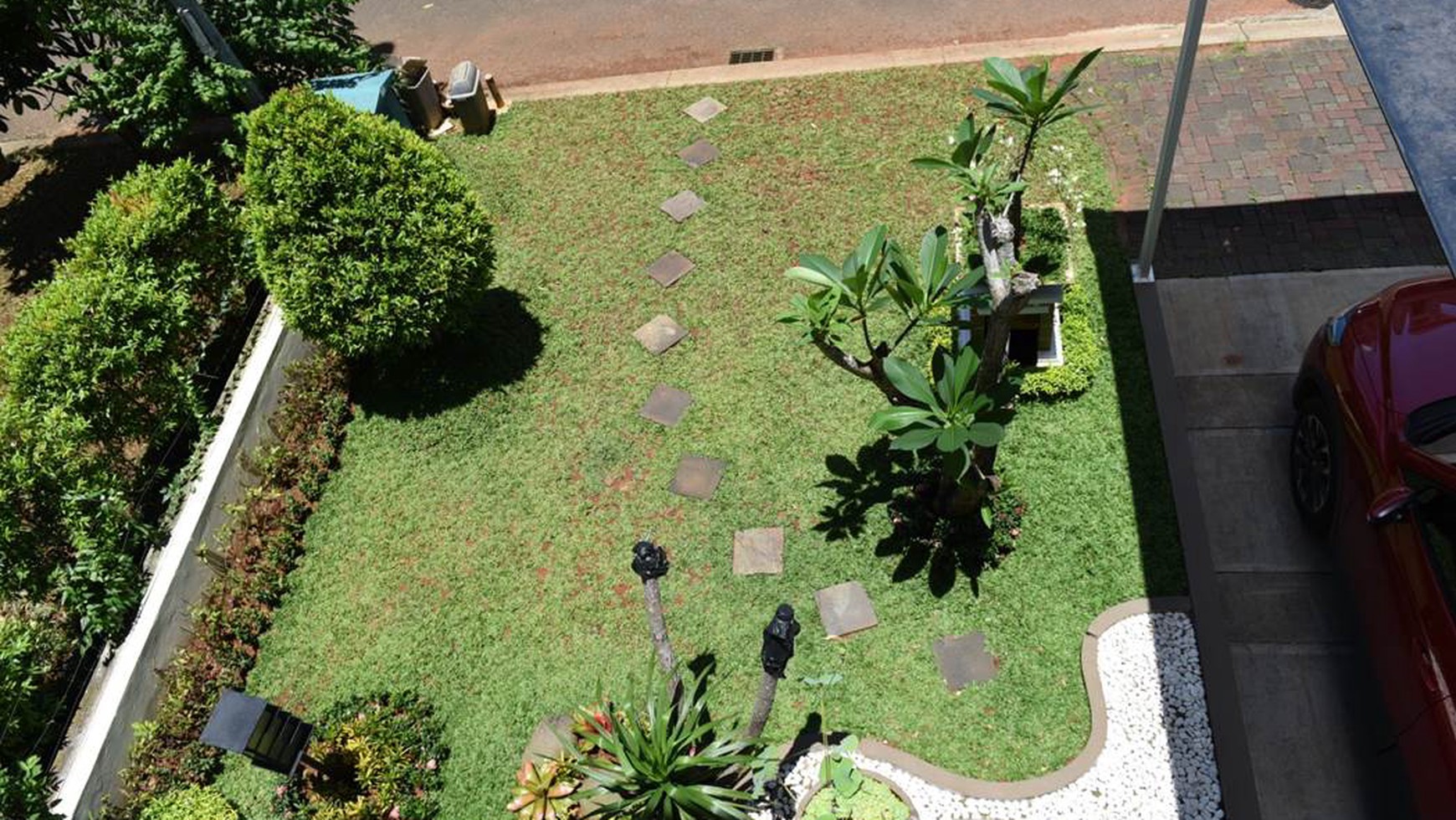 Rumah cantik siap huni di Vermont Park Land