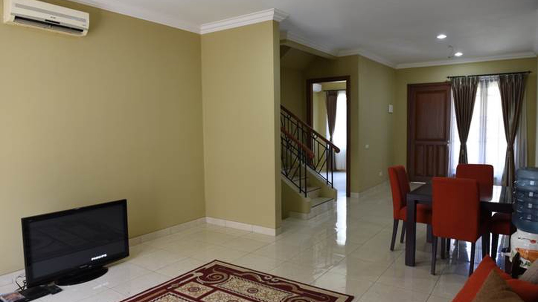 Rumah cantik siap huni di Vermont Park Land