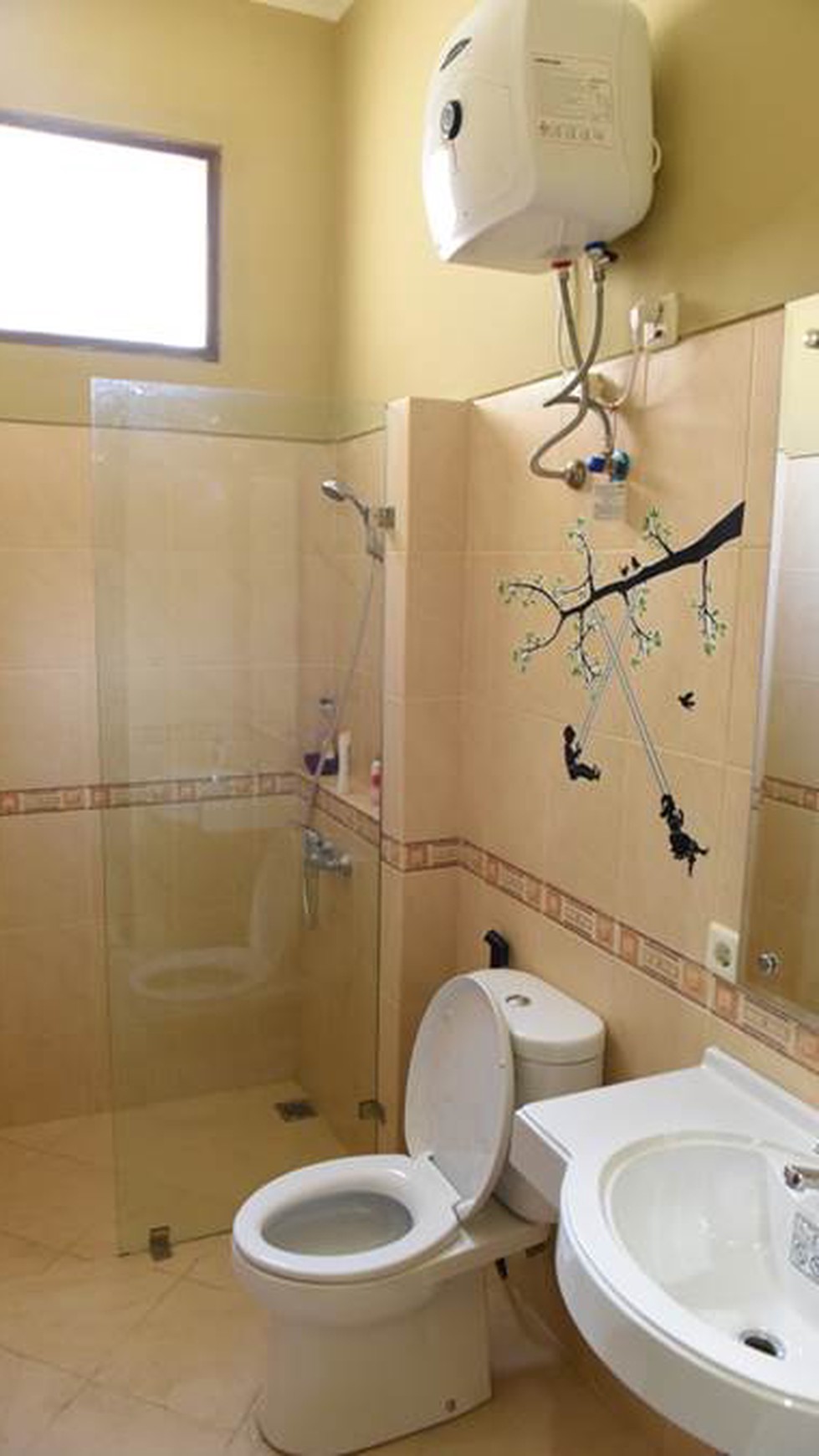 Rumah cantik siap huni di Vermont Park Land