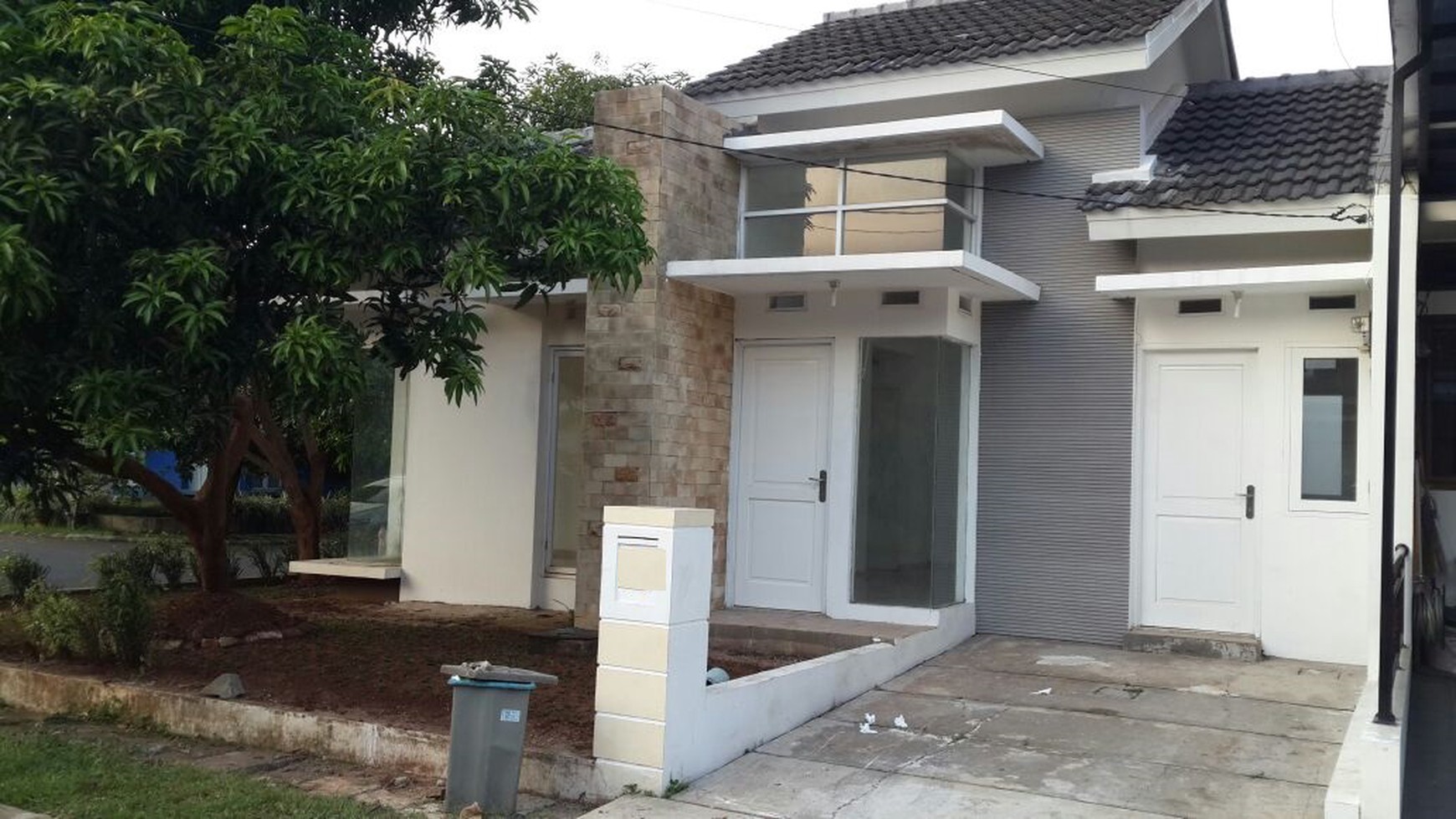 Rumah Cluster Catalina  di Graha Raya