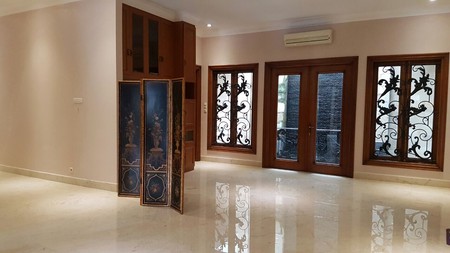 beautiful house in the prime area of Pondok Indah