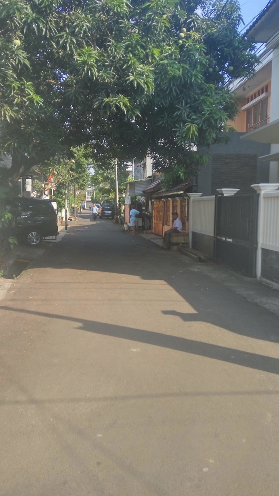 Rumah 1 1/4 standard, Lokasi OK, Harga Nego di Rawamangun