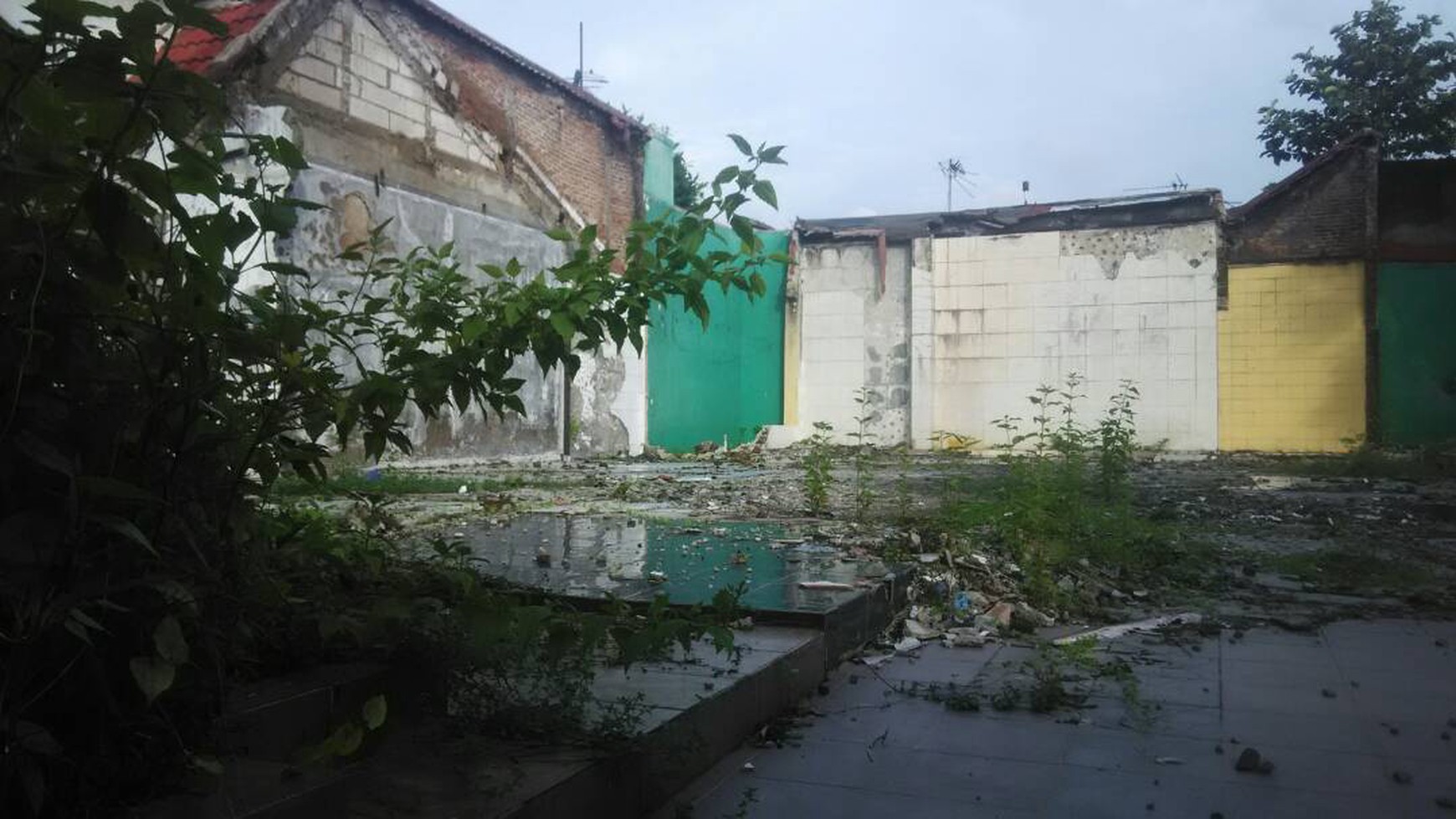 Kavling gandeng di Griya Loka