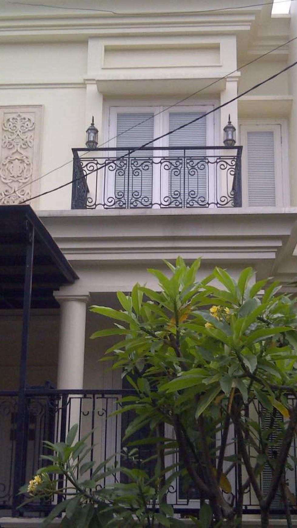 Rumah Bagus,siap huni di Pondok Indah Jakarta Selatan