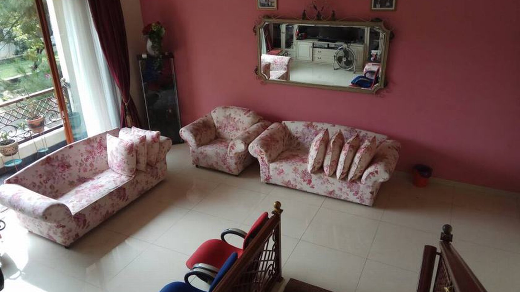 Dijual rumah di Giri Loka BSD City, Split level, Semifurnish, Furniture yang nempel, Murah, Strategis, siap huni