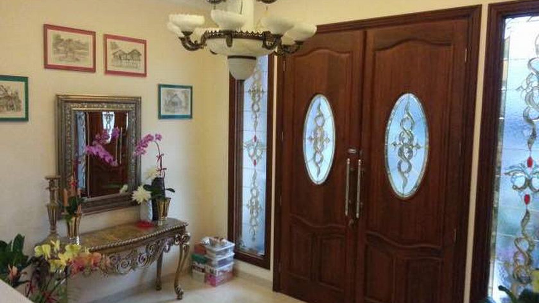 Dijual rumah di Giri Loka BSD City, Split level, Semifurnish, Furniture yang nempel, Murah, Strategis, siap huni