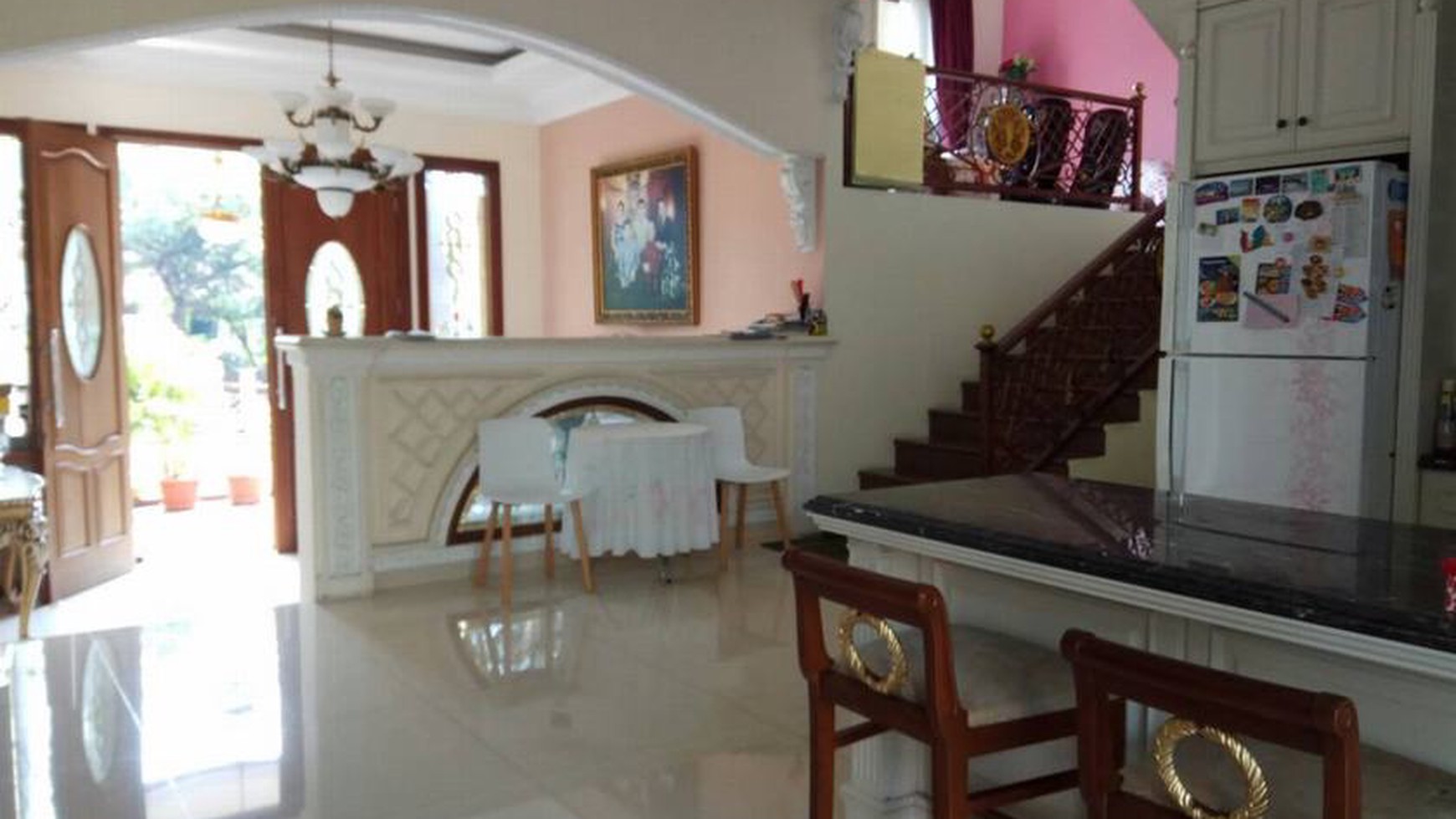Dijual rumah di Giri Loka BSD City, Split level, Semifurnish, Furniture yang nempel, Murah, Strategis, siap huni