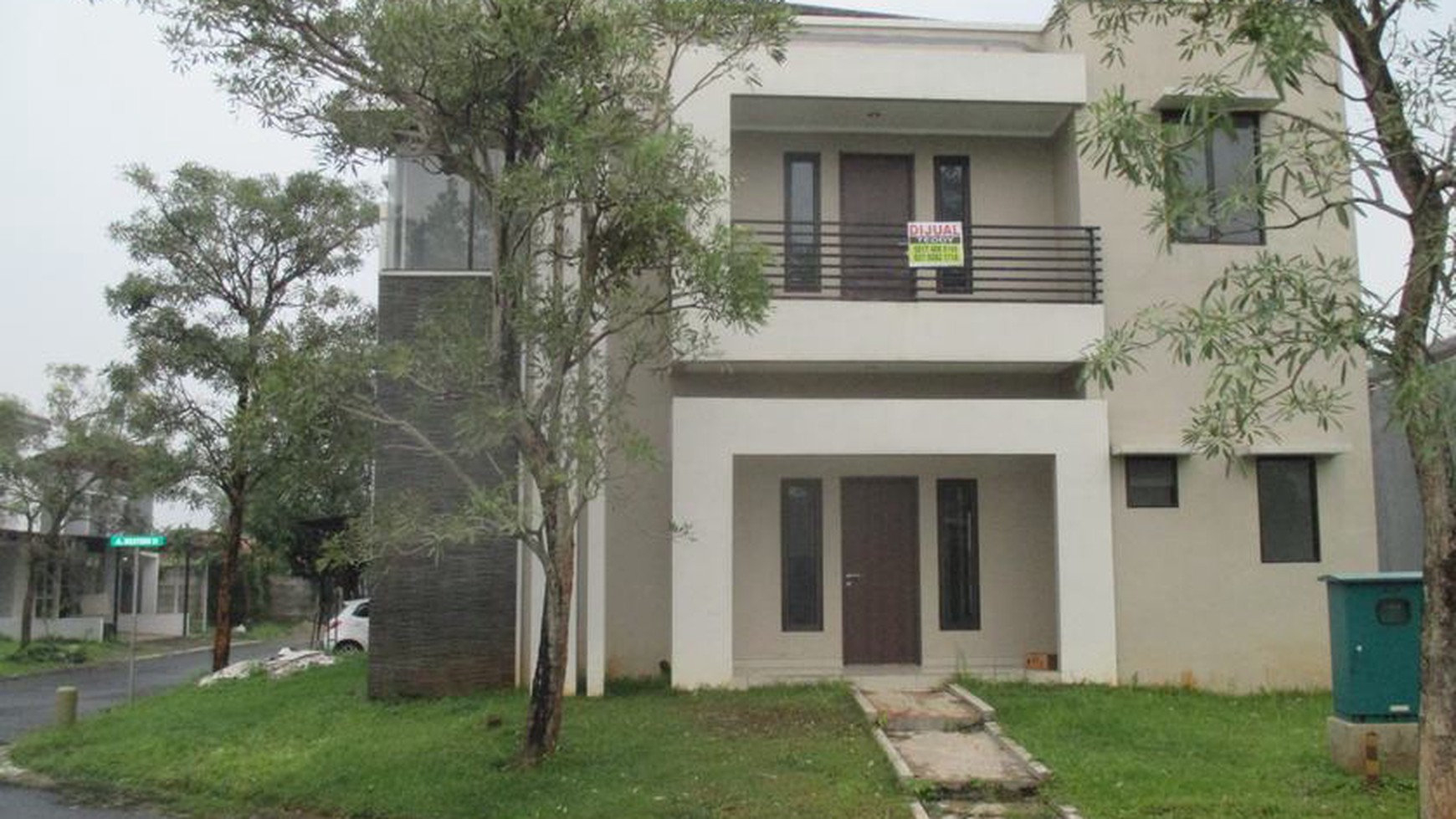Dijual rumah di The Icon Eastern Cosmo BSD City, Kondisi baru, strategis, Tengah kota, baru siap huni