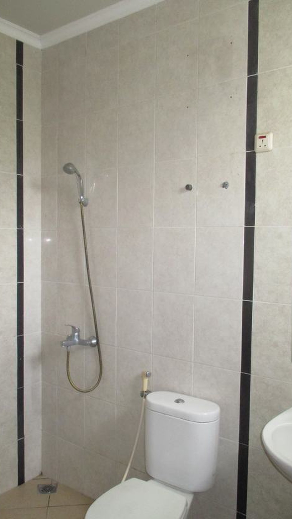 Disewa Rumah di De Latinos Boenos Aires BSD City, Murah, strategis, siap huni