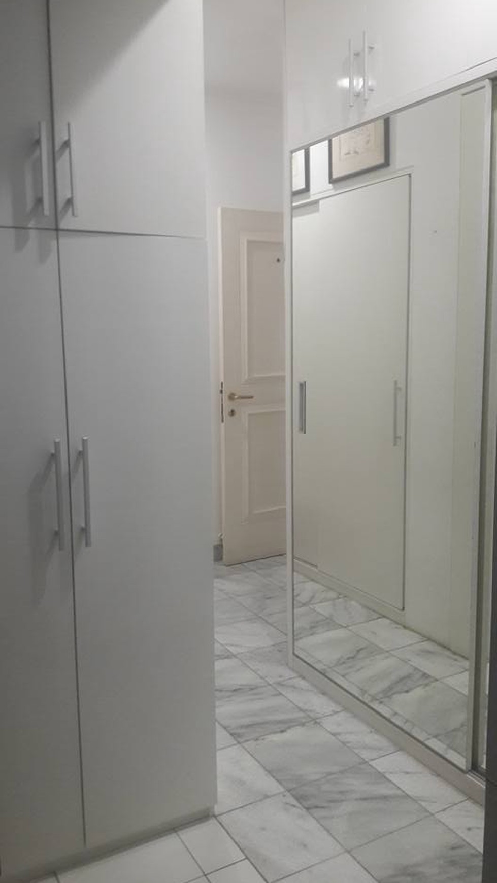 Dijual rumah bagus berlokasi di Cirendeu