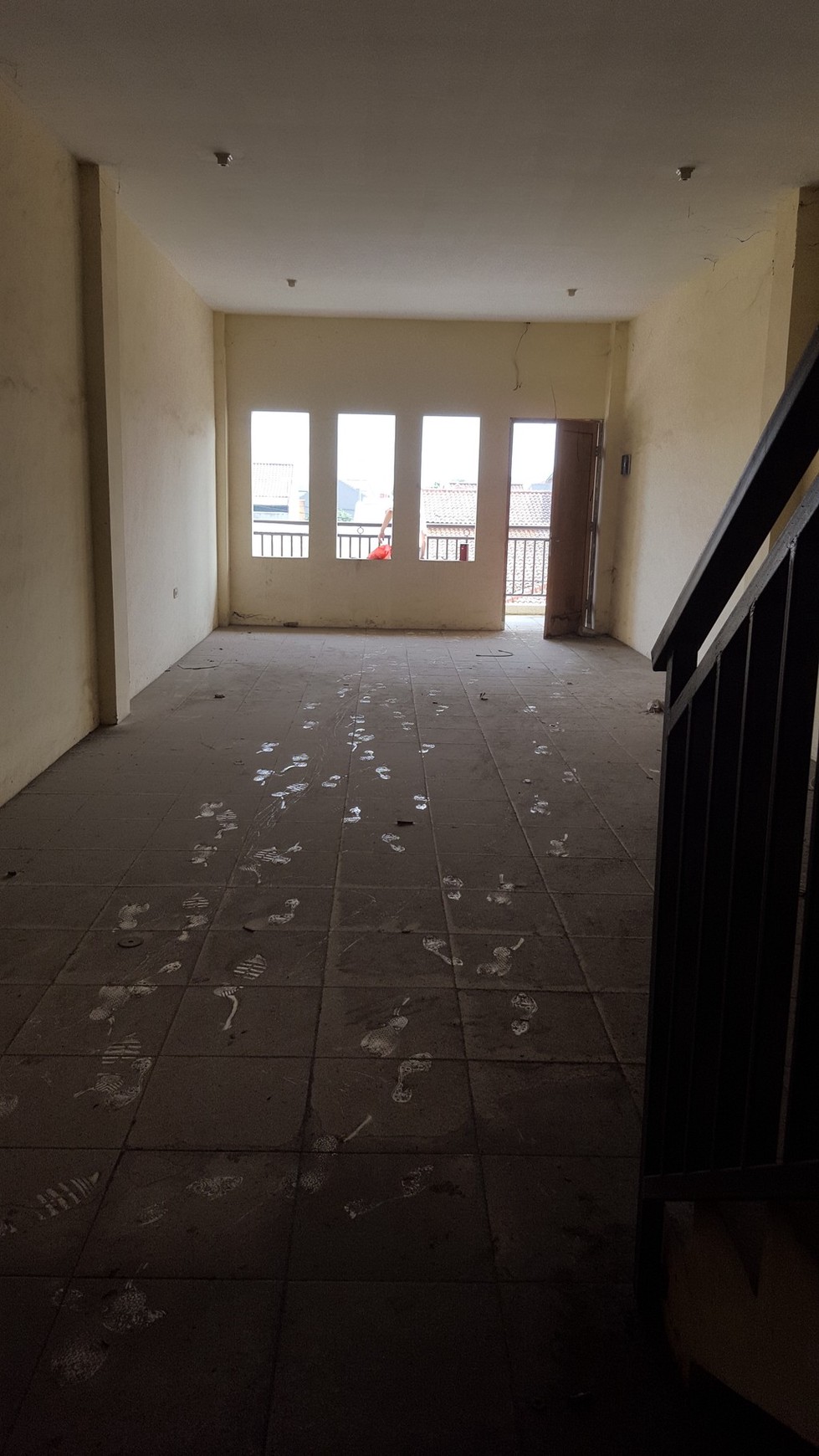 Disewakan Ruko di Jl. Borobudur Raya - Perum 2, Karawaci