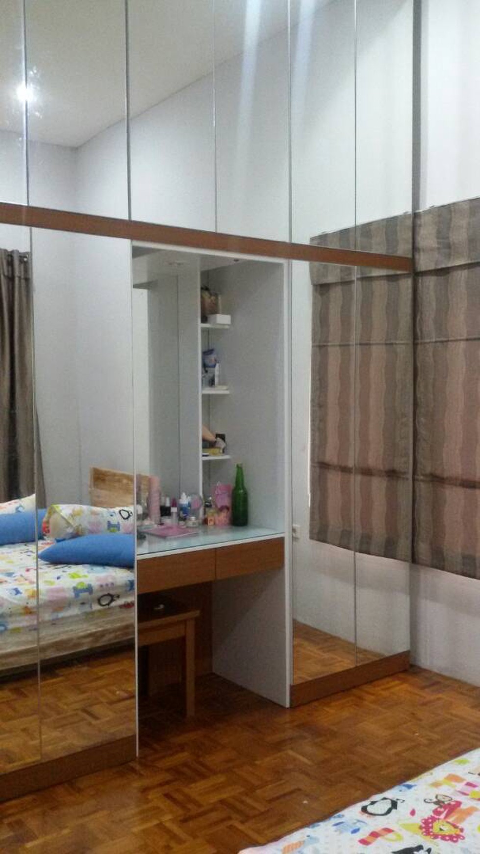 Dijual rumah di  Grand Cinere  (rumah Hook)