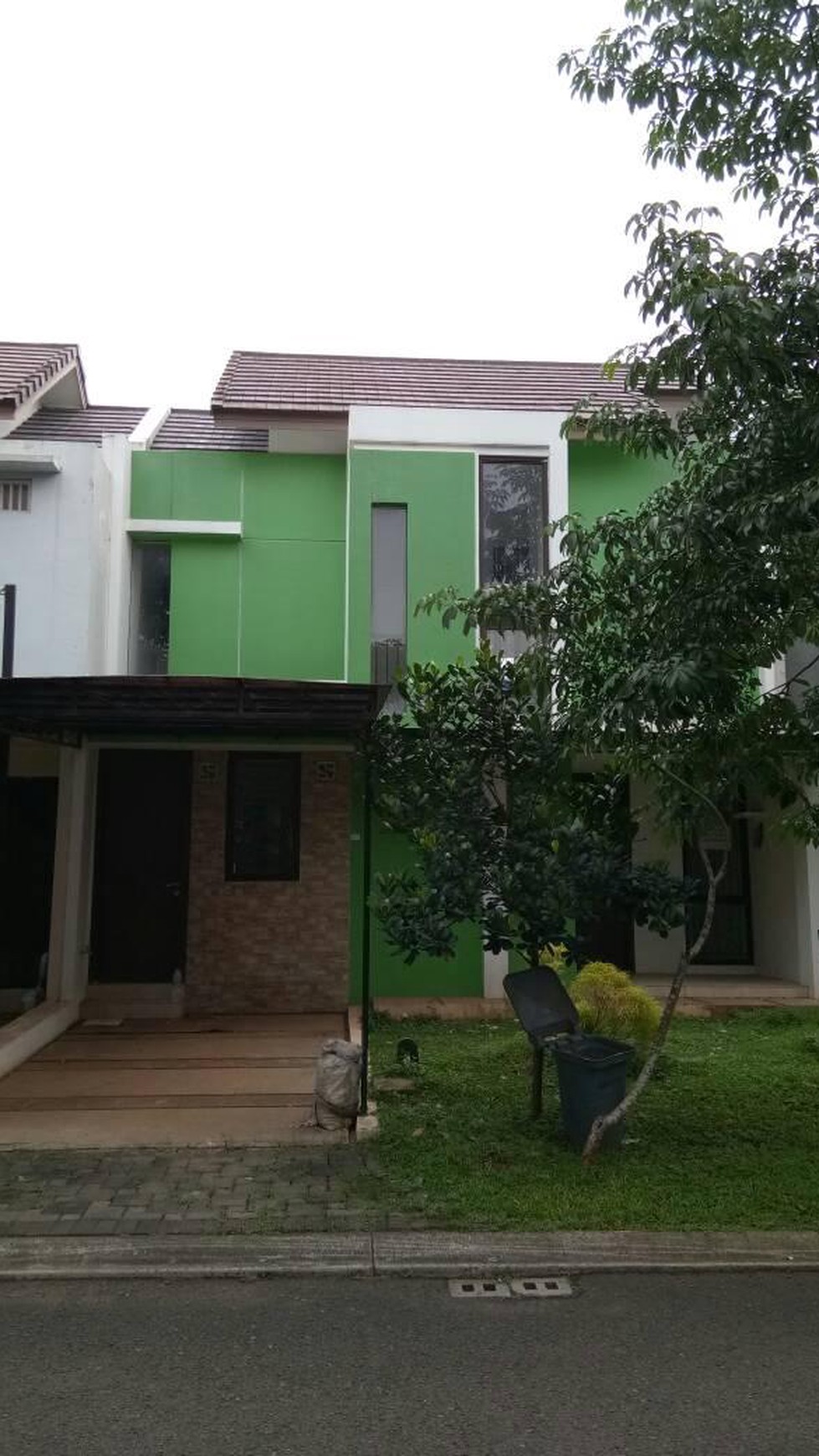 Rumah cantik siap huni di The Icon