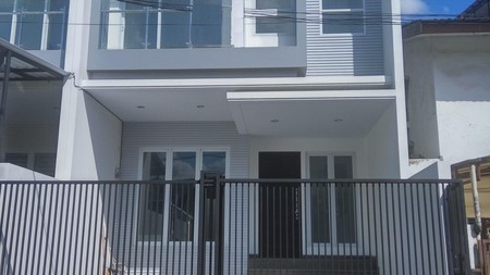 Rumah Baru minimalis 2 lantai ,Harga Nego ,Lokasi Ok di Sunter