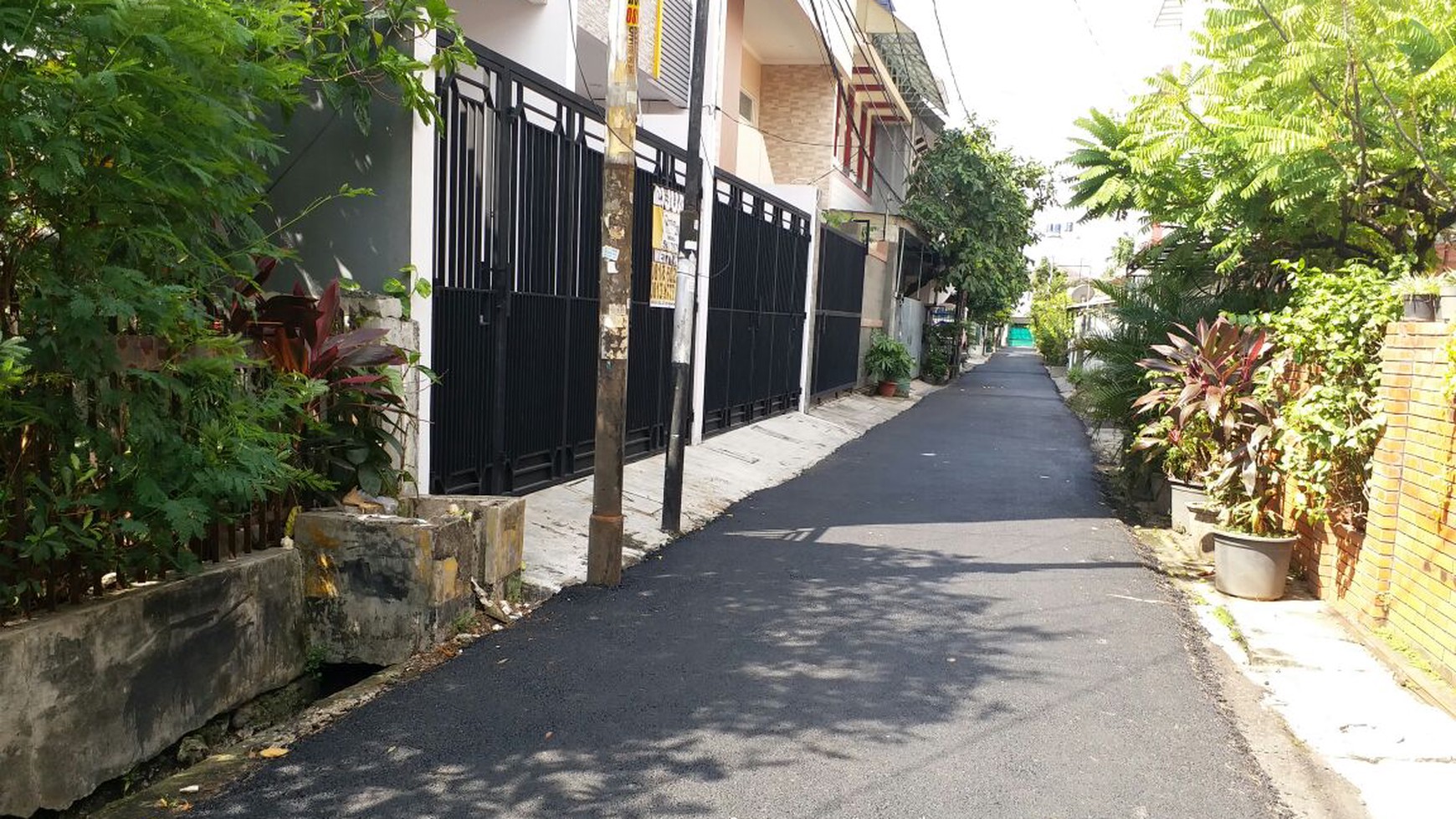 Dijual Rumah (Bangunan Tua) di Jl. Muwardi - Grogol, Jakarta Barat