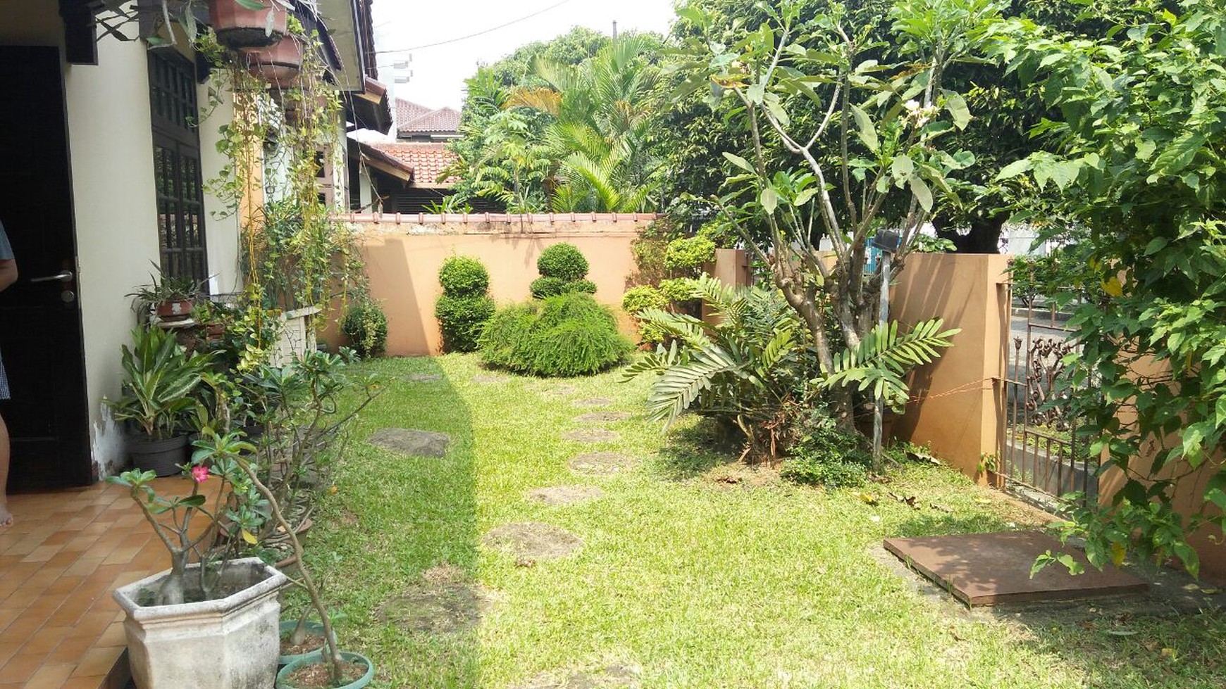 Rumah Dengan Lingkungan Aman & Nyaman @ Villa Pejaten Mas