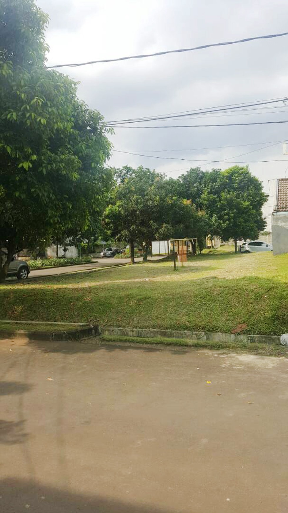Dijual Tanah Kavling, luas, lokasi strategis, lokasi pinggir Jalan.
