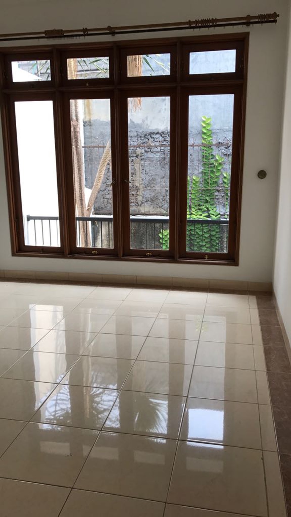 Disewa  rumah  Dikawasan Elit Jakarta Selatan