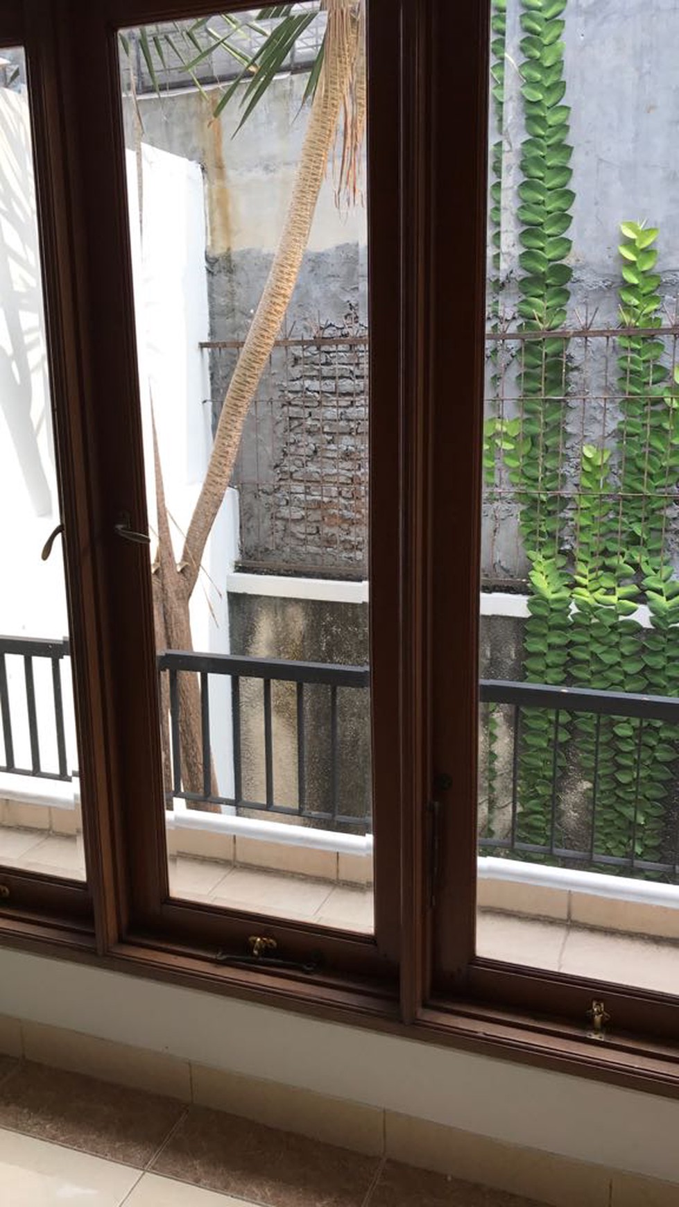 Disewa  rumah  Dikawasan Elit Jakarta Selatan