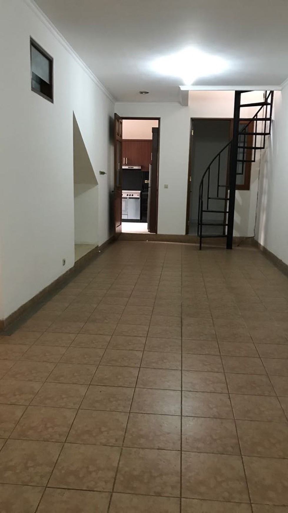 Disewa  rumah  Dikawasan Elit Jakarta Selatan