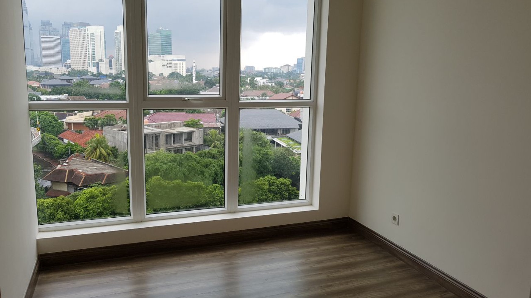 Apartemen Four Winds Senayan