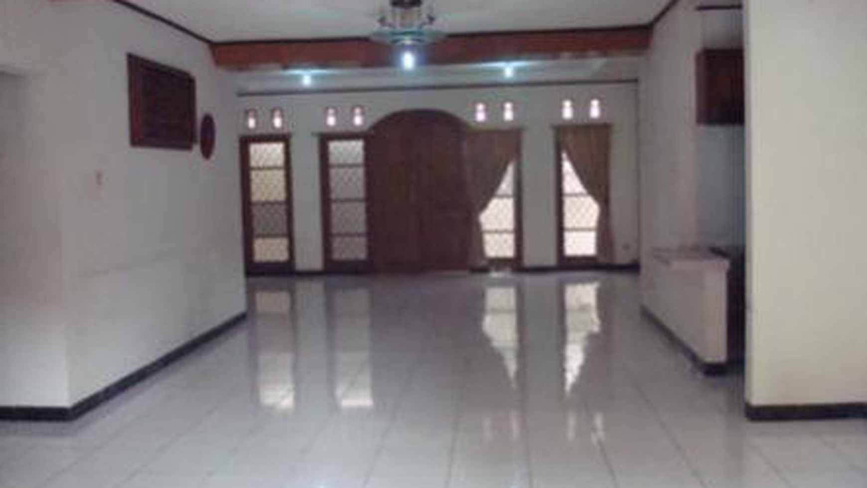 beautiful house in the prime area of Kebayoran