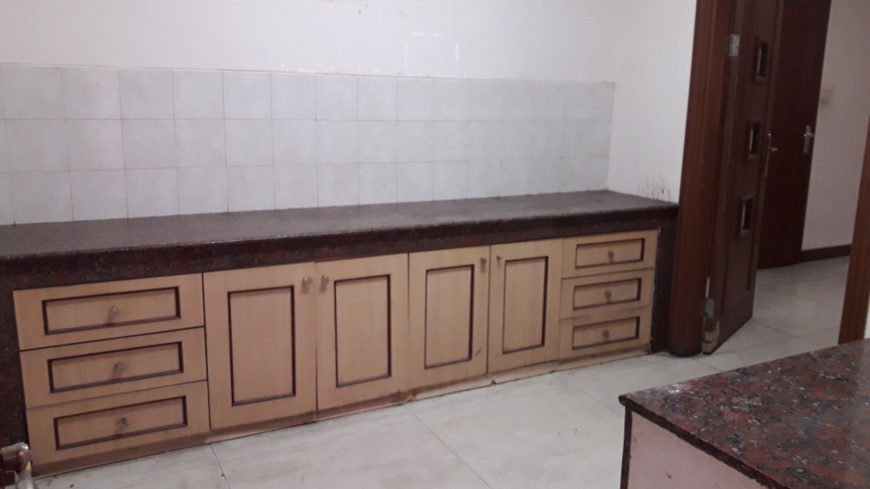 Disewakan Ruko Gandeng di Ruko Kedoya Permai Jl. Raya Perjuangan - Kebon Jeruk, Jakarta Barat