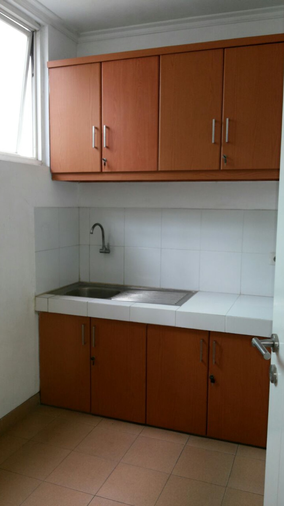 Disewakan Perkantoran di Jl. Tanah Abang - Jakarta Pusat